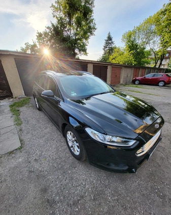 Ford Mondeo cena 45900 przebieg: 239000, rok produkcji 2016 z Toruń małe 46